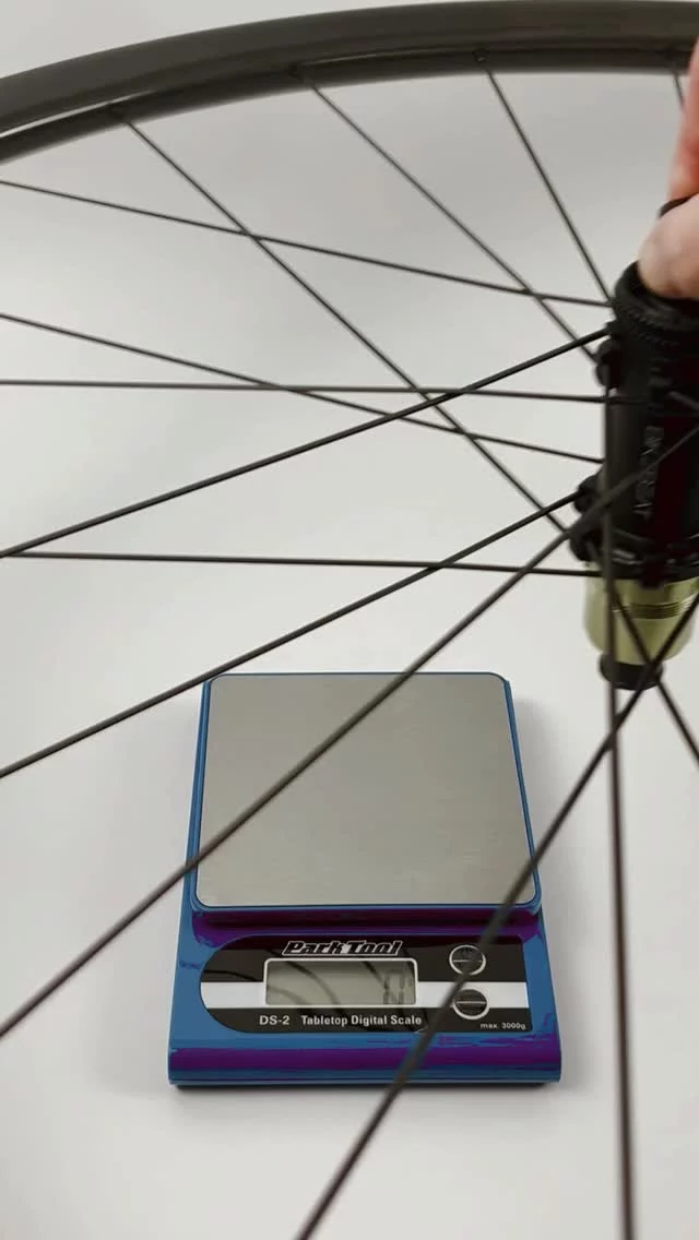 🚴‍♂️ The BikeBeat Maßstab SL Hitoshi Edition — a true featherweight at just 930 grams!
Still rocking steel spokes, so you can service and ride with confidence anywhere, anytime.
Pure performance, zero compromise. 💥

#BikeBeat #HitoshiEdition #CarbonWheels #RoadCycling #GravelCycling #CyclingLife #RideEverywhere #GermanEngineering #PerformanceWheels #CyclingInnovation #BikeTech #CyclingCommunity