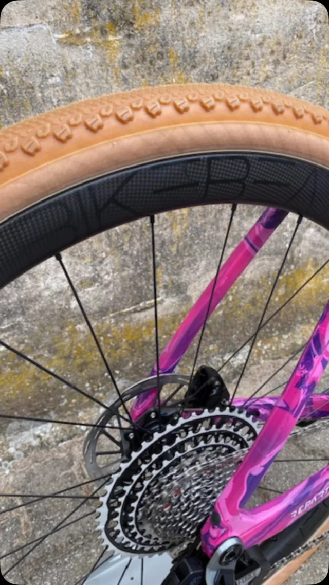 Very nice built of @rad_sportshop_odenwaldbike Bianchi Impulso RC - Special Edition with our BikeBeat Freigeist wheelset #bikebeat #cyclinglifestyle #cyclingculture #bianchi #bikebeat_germany